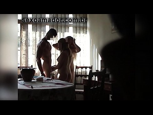 ❤️ Sekss draugi uzaicina milzu vīrieti un sekss trijatā ar viņu Kaltais sekss pie porno lv.centr-klassiki.ru ❌️