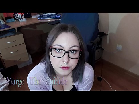 ❤️ Seksīga meitene ar brillēm sūc dildo dziļi kamerā Kaltais sekss pie porno lv.centr-klassiki.ru ❌️